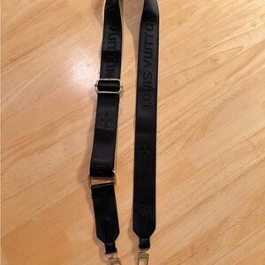 Adjustable purse strap